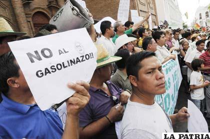 El pueblo se impuso al Gobierno, Evo Morales dejó sin efecto el D. S. 0748