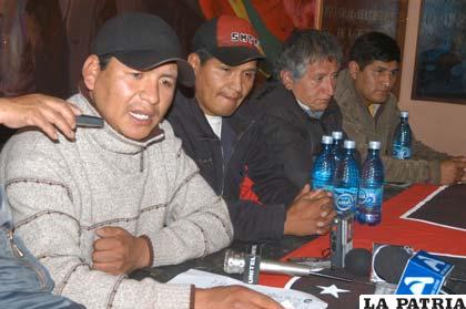 Dirigentes mineros ratifican movilización sindical hacia La Paz