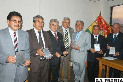 Varios auditores, fueron objeto de reconocimiento profesional