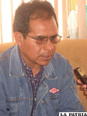 Gilmar Cruz, jefe de zona de YPFB, distrito Oruro