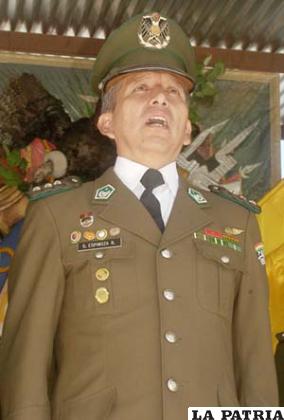 Cnl. Guido Espinoza Baldivieso un policía de reconocida trayectoria en Oruro