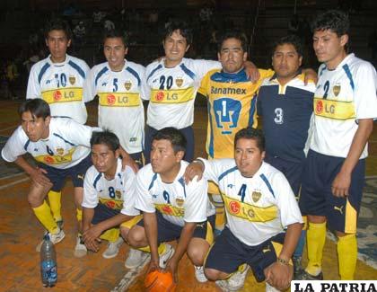 Representación de Bucaneros, juegan en el torneo oficial de fútbol de salón, división de ascenso