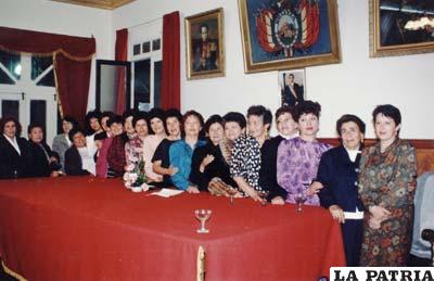 El Comité Cívico Femenino de la década de los 90 luchó incansablemente por los derechos de Oruro.