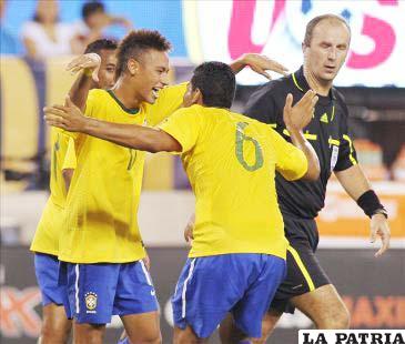 Neymar da Silva, del seleccionado de Brasil