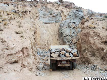 A diario toneladas de piedra son extraídas de las canteras de San Pedro