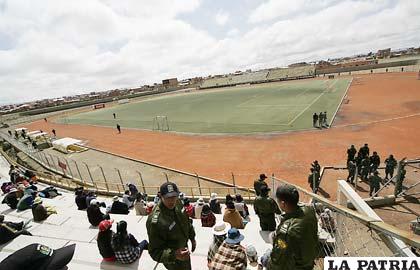 Estadio Andino Cosmos 79, de El Alto, escenario de partidos de la Liga.