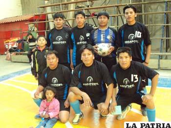 Plantel de Esgaport, no tuvo fortuna en su debut y cayó frente a UGA en el salonismo de la Asociación Obrera Deportiva Oruro.
