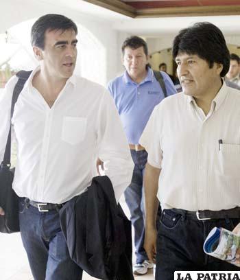 Presidente Evo Morales hablo con Gustavo Quinteros ayer.