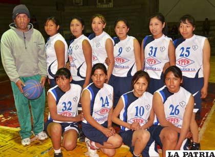 Integrantes del club Ingenieros