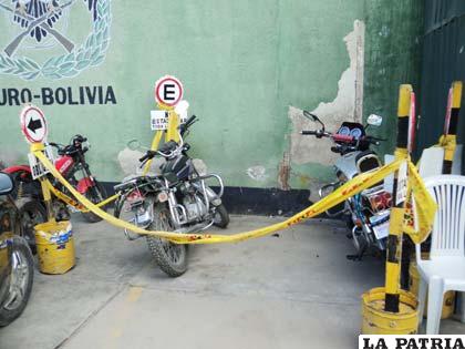 Motocicletas que se encuentran retenidas en dependencias de Tránsito