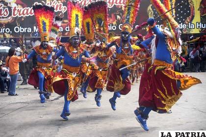 Los Tobas, una de las especialidades de danza del Patrimonio Oral e Intangible de la Humanidad, el Carnaval de Oruro