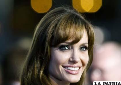 La actriz Angelina Jolie quiere ser una “chica Almodovar”