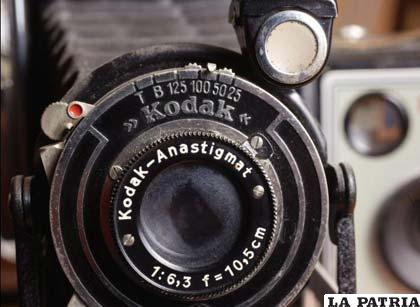 Después de 130 años de historia la empresa Kodak pide acogerse al capítulo 11 de la Ley de Bancarrotas