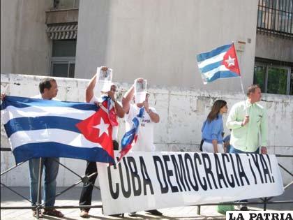 Cubanos piden democracia ante la muerte de Wilman Villar, fallecido tras una huelga de hambre de 50 días