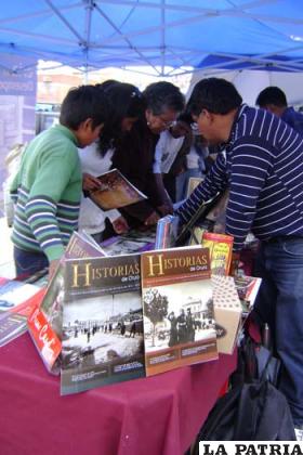 Feria del Desempolvado es el nexo entre el pasado y lo contemporáneo 