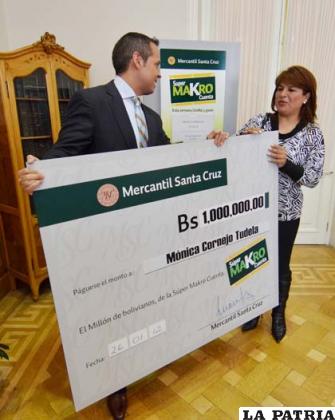 Mónica Cornejo recibió del Banco Mercantil Santa Cruz un millón de bolivianos
