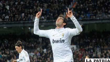 Kaká autor del gol del empate para Real Madrid