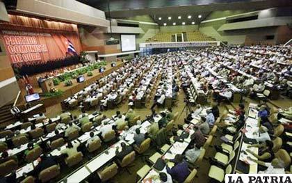 Vista general de la primera Conferencia Nacional del Partido Comunista de Cuba (PCC, único) que se realiza en La Habana