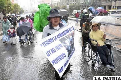 Discapacitados esperan que hasta el 20 de febrero puedan tener a su favor la aprobación de la Ley de Trato Preferente