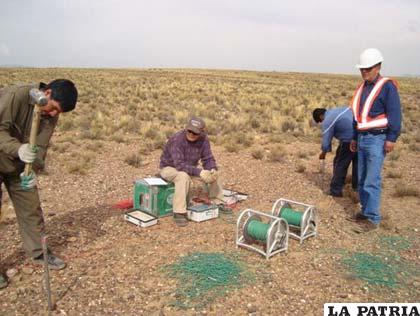 Técnicos de la Gobernación realizan trabajo de campo para definir emplazamiento del Puerto Seco