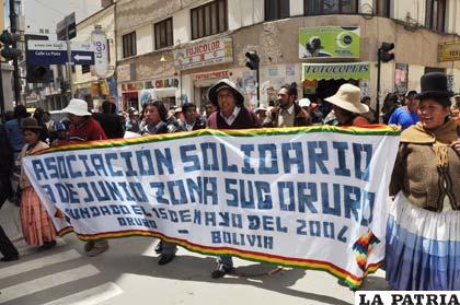 Marcha de los periurbanos liderados por José Flores