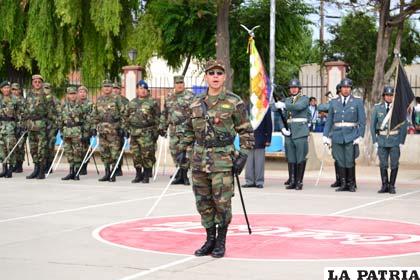 Cnl. Edwin Teddy Ayllón Montaño es nuevo Comandante de la Segunda División del Ejército