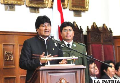El presidente Morales durante una ceremonia en Sucre