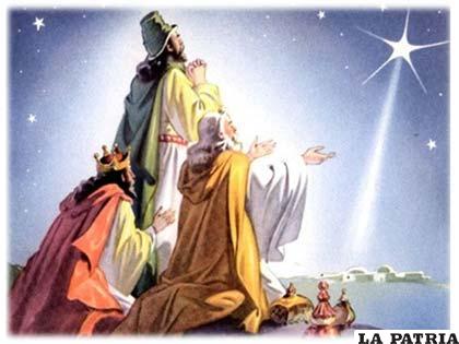 Los Reyes Magos observan la estrella de Oriente