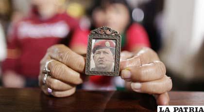 Los seguidores de Chávez confían en la asunción de su líder al poder