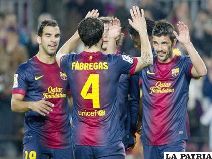 Celebran los jugadores del Barcelona 