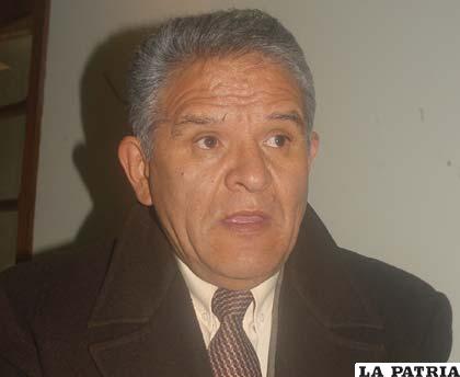 Rolando Villena, Defensor del Pueblo cuando llegó a Oruro