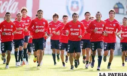 La selección chilena de fútbol entrena para el amistoso ante Senegal