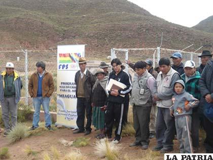 Entrega de sistema de microrriego y agua potable en Santiago de Huayllamarca