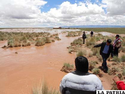 El desborde del río Desaguadero afectará a 180 familias