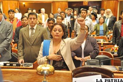 Betty Tejada jura como presidenta de Diputados