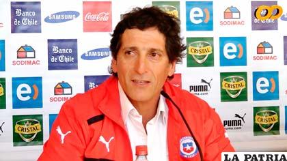 El director técnico de la selección de Chile Sub-20, Mario Salas
