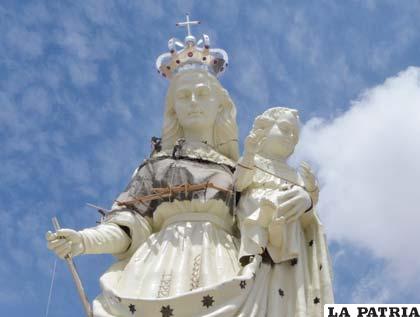 El nuevo orgullo orureño, el monumento a la Virgen del Socavón