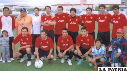 El plantel de Club Atlético Murguía-13 con todos los méritos ganó al título de la AODO