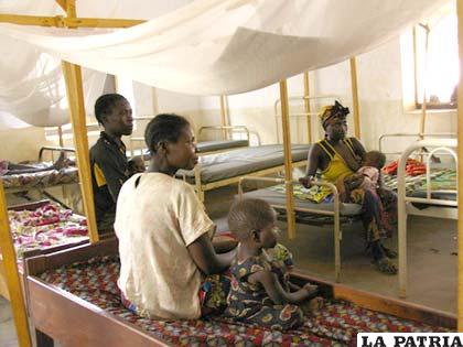 Brote de polio afecta a campamentos de desplazados en la República Centroafricana