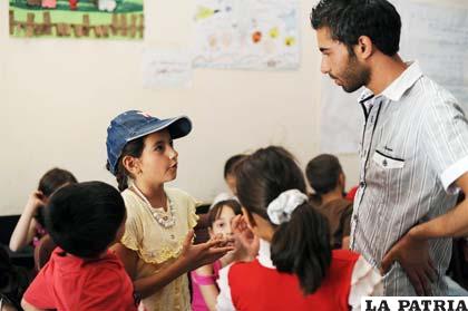 Niños sirios precisan ayuda humanitaria