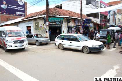 Bache en la esquina de la calle Bolívar y Pagador