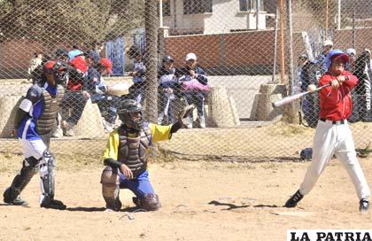 El béisbol en Bolivia cada vez está mejor