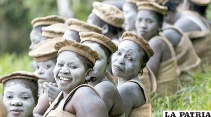 Los Tatahonda, secta del Congo fotografiada por Gergely Lantai-Csont