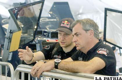 El piloto español Carlos Sainz, ganó varias veces el Rally Dakar