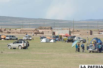 Varios campamentos se formaron en Uyuni