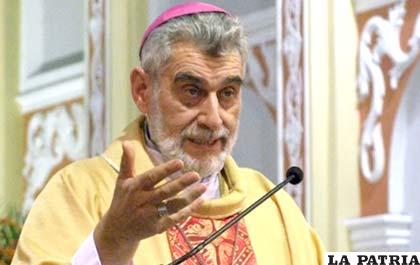 Sergio Gualberti, monseñor de la Diosesis de Santa Cruz