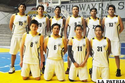 Los integrantes del equipo de Alemán