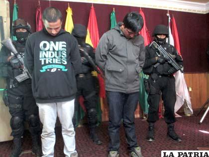 Los súbditos chilenos fueron presentados ante la prensa