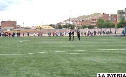 Las canchas del complejo Jesber estarán a disposición de los niños y jóvenes