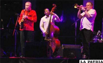 La magia del jazz se fortalece en Uruguay